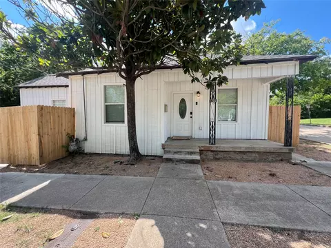 1200 New York Ave, Fort Worth, TX 76104