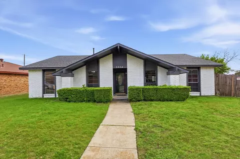 3304 Bellingham Ct, Dallas, TX 75228