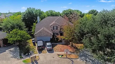 5213 Lake Crest Dr, Mckinney, TX 75071