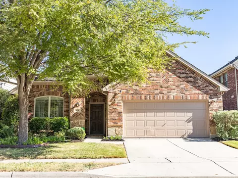 839 Lake Forest Trl, Little Elm, TX 75068