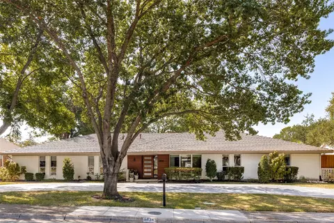 6834 Quarterway Dr, Dallas, TX 75248