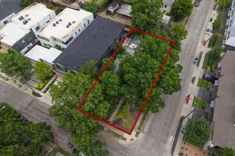 2300 N Prairie Ave, Dallas, TX 75204