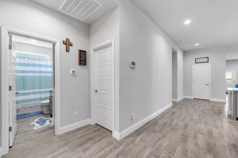 Entry Way - 1501 Razorbill Rd, Denton, TX 76205 photo 2 of 3