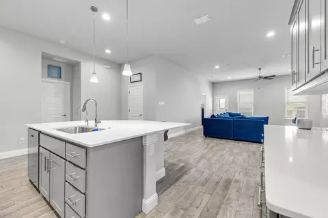 Kitchen - 1501 Razorbill Rd, Denton, TX 76205 photo 7 of 7
