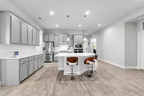 Kitchen - 1501 Razorbill Rd, Denton, TX 76205 photo 4 of 7