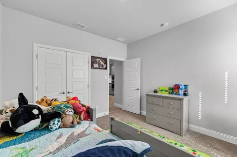 Bedroom - 1501 Razorbill Rd, Denton, TX 76205 photo 4 of 7
