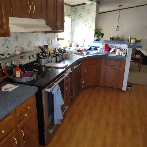 Kitchen - 3601 Bluhm Rd, West, TX 76691 photo 3 of 3