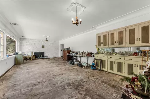 Living - 421 Rice Ave, Waco, TX 76708 photo 3 of 4
