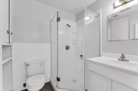 Bath - 421 Rice Ave, Waco, TX 76708 photo 3 of 4