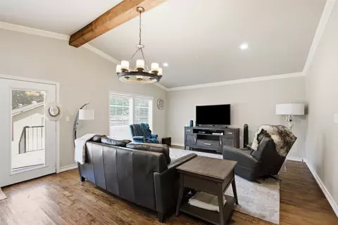 Living - 917 E Worth St, Grapevine, TX 76051 photo 1 of 2