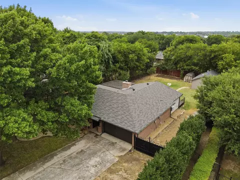 View/Area - 917 E Worth St, Grapevine, TX 76051 photo 6 of 7