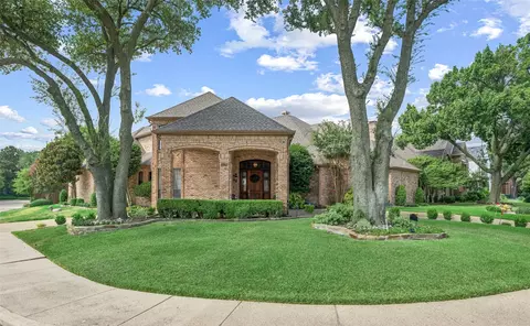 4428 Hollow Oak Dr, Dallas, TX 75287