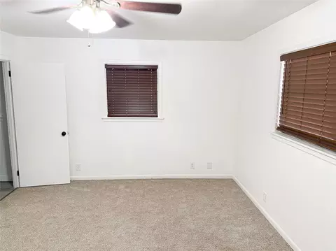 Bedroom - 103 W 1st St, Hooks, TX 75561 photo 1 of 5
