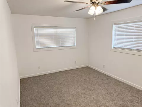 Bedroom - 103 W 1st St, Hooks, TX 75561 photo 3 of 5