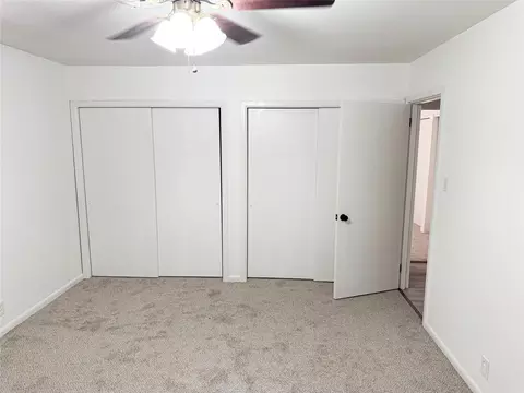 Bedroom - 103 W 1st St, Hooks, TX 75561 photo 4 of 5