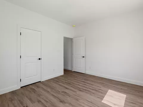 Bedroom - 101 N Oak St, Ector, TX 75439 photo 5 of 5