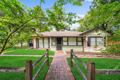 2819 Alden Ave, Dallas, TX 75211
