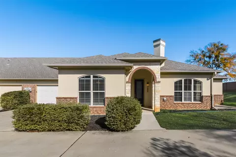 8841 Creek Run Rd #403, Fort Worth, TX 76120