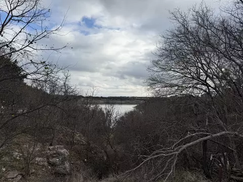 107 Cr 1608, Clifton, TX 76634
