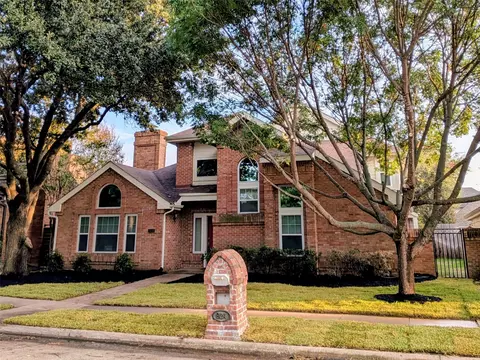 924 Mccoy Dr, Irving, TX 75062