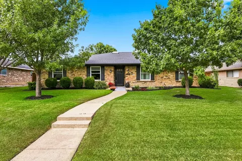 308 Canyon Valley Dr, Richardson, TX 75080