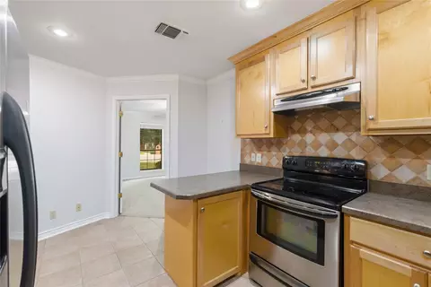Kitchen - 189 Abby Rd, Early, TX 76802 photo 3 of 3