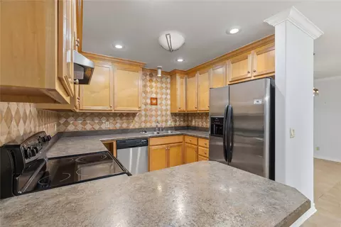 Kitchen - 189 Abby Rd, Early, TX 76802 photo 2 of 3