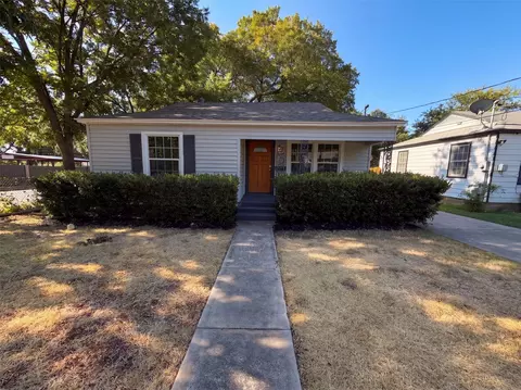 3802 Poinsettia Dr, Dallas, TX 75211