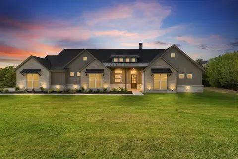 3071 Stonebriar Dr, Waxahachie, TX 75165