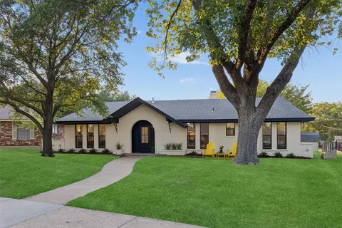 2133 Oak Valley Ln, Dallas, TX 75232