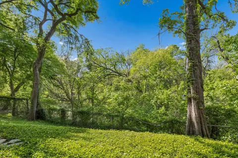 9801 Royal Ln #707, Dallas, TX 75231