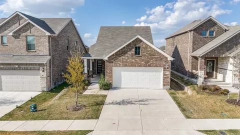 610 Hemingway Ln, Lowry Crossing, TX 75069