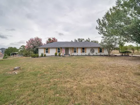 9300 High Country Ln, Forney, TX 75126