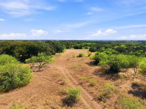 View/Area - 701 Patrick Rd, Waco, TX 76708 photo 2 of 14