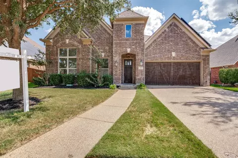 703 Waterlane Dr, Mansfield, TX 76063