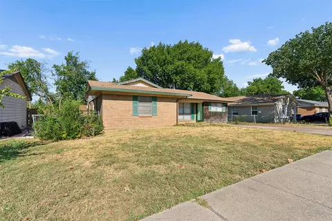 902 Mardi Gras Ln, Wylie, TX 75098
