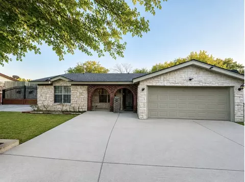 4408 Hunter St, Haltom City, TX 76117