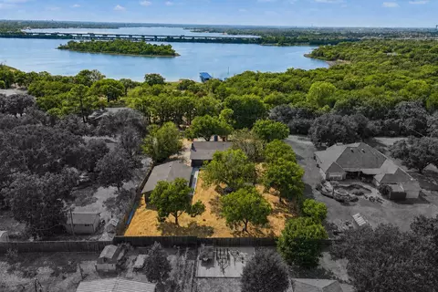 120 Wild Oak Ln, Hickory Creek, TX 75065