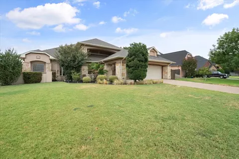 2509 Thoroughbred Ln, Mansfield, TX 76063