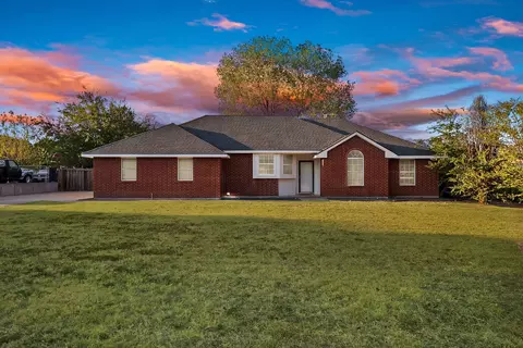 317 Anita Ln, Waxahachie, TX 75165