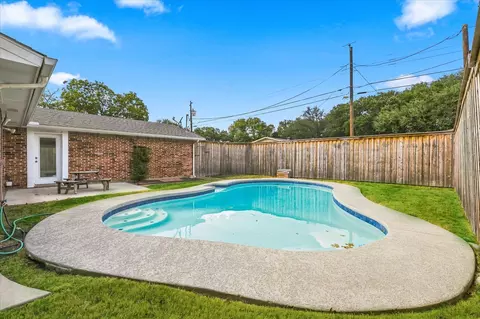 1405 Wind Cave Cir, Plano, TX 75023