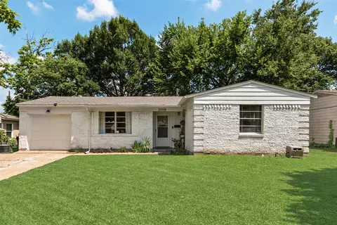 3008 Albany Dr, Mesquite, TX 75150