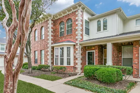 180 Leonard St, Lewisville, TX 75057