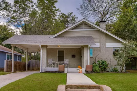 2606 W 12th St, Dallas, TX 75211