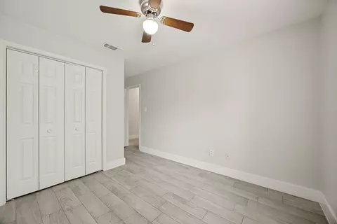 Bedroom - 1009 Enlow Cir, Commerce, TX 75428 photo 3 of 9
