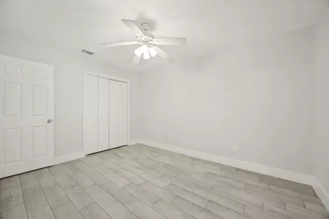 Bedroom - 1009 Enlow Cir, Commerce, TX 75428 photo 8 of 9