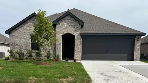 403 Carthage St, Caddo Mills, TX 75135