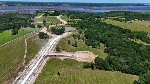 225 Diamond Pt, Dodd City, TX 75438
