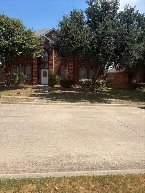 2006 Trickling Creek Dr, Garland, TX 75041