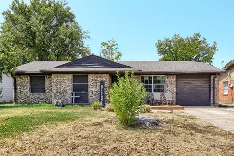 2305 Arcady Ln, Lancaster, TX 75134